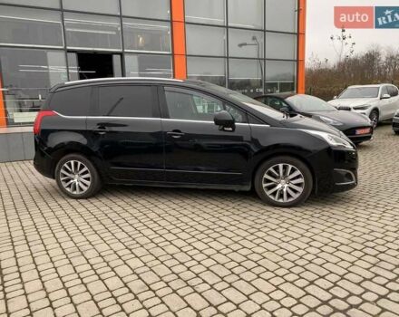 Черный Пежо 5008, объемом двигателя 2 л и пробегом 240 тыс. км за 11600 $, фото 7 на Automoto.ua