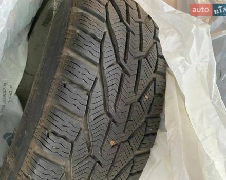 Черный Пежо 5008, объемом двигателя 2 л и пробегом 240 тыс. км за 11600 $, фото 27 на Automoto.ua