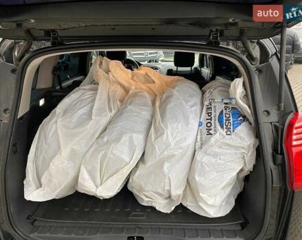 Черный Пежо 5008, объемом двигателя 2 л и пробегом 240 тыс. км за 11600 $, фото 26 на Automoto.ua