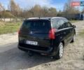 Черный Пежо 5008, объемом двигателя 2 л и пробегом 240 тыс. км за 10500 $, фото 2 на Automoto.ua