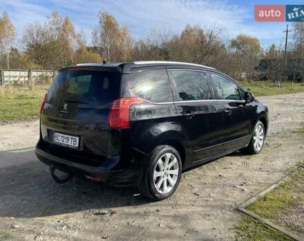 Черный Пежо 5008, объемом двигателя 2 л и пробегом 240 тыс. км за 10500 $, фото 1 на Automoto.ua