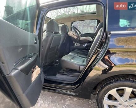 Черный Пежо 5008, объемом двигателя 2 л и пробегом 240 тыс. км за 10500 $, фото 4 на Automoto.ua