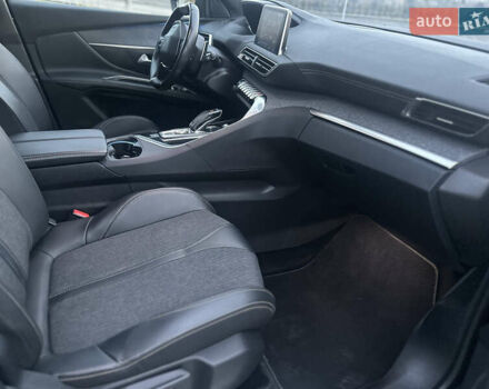 Черный Пежо 5008, объемом двигателя 1.5 л и пробегом 140 тыс. км за 23499 $, фото 10 на Automoto.ua