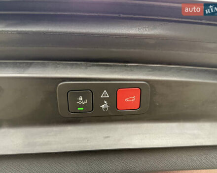 Чорний Пежо 5008, об'ємом двигуна 1.5 л та пробігом 195 тис. км за 24700 $, фото 54 на Automoto.ua
