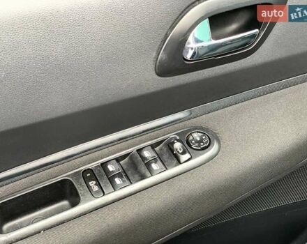 Пежо 5008 2009 в Виннице на Automoto.ua Черный Пежо 5008, объемом двигателя 1.6 л и пробегом 177 тыс. км за 8190 $, фото 22 на Automoto.ua