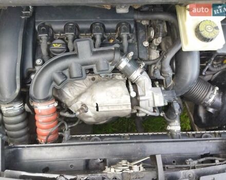 Чорний Пежо 5008, об'ємом двигуна 1.6 л та пробігом 202 тис. км за 6200 $, фото 30 на Automoto.ua