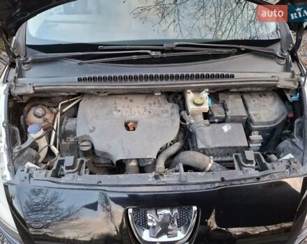 Чорний Пежо 5008, об'ємом двигуна 2 л та пробігом 246 тис. км за 9300 $, фото 17 на Automoto.ua