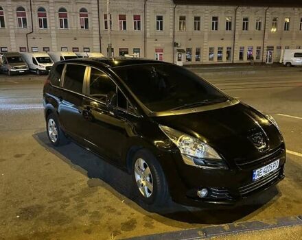 Черный Пежо 5008, объемом двигателя 1.6 л и пробегом 147 тыс. км за 8500 $, фото 2 на Automoto.ua