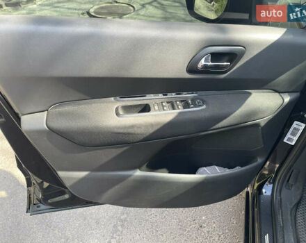 Черный Пежо 5008, объемом двигателя 1.56 л и пробегом 272 тыс. км за 8200 $, фото 15 на Automoto.ua