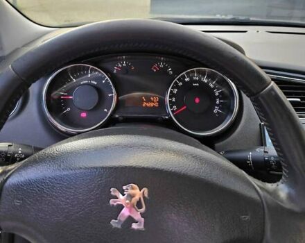 Чорний Пежо 5008, об'ємом двигуна 1.56 л та пробігом 242 тис. км за 7600 $, фото 4 на Automoto.ua