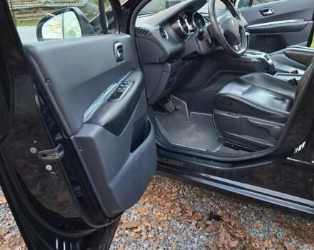 Чорний Пежо 5008, об'ємом двигуна 2 л та пробігом 246 тис. км за 9300 $, фото 14 на Automoto.ua