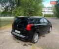 Чорний Пежо 5008, об'ємом двигуна 2 л та пробігом 241 тис. км за 7500 $, фото 10 на Automoto.ua