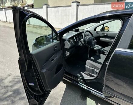 Чорний Пежо 5008, об'ємом двигуна 2 л та пробігом 221 тис. км за 9300 $, фото 8 на Automoto.ua