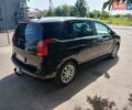 Черный Пежо 5008, объемом двигателя 2 л и пробегом 315 тыс. км за 8500 $, фото 3 на Automoto.ua