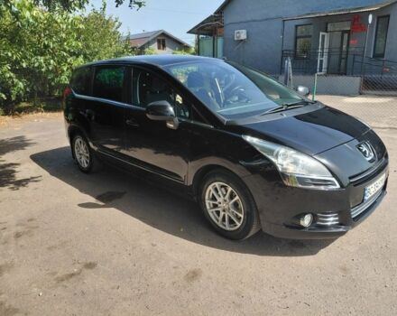 Чорний Пежо 5008, об'ємом двигуна 2 л та пробігом 315 тис. км за 8300 $, фото 2 на Automoto.ua