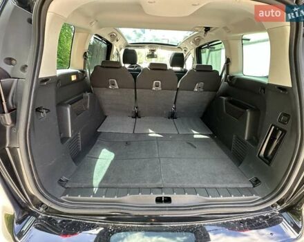 Чорний Пежо 5008, об'ємом двигуна 2 л та пробігом 221 тис. км за 9300 $, фото 17 на Automoto.ua