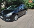 Черный Пежо 5008, объемом двигателя 2 л и пробегом 315 тыс. км за 8500 $, фото 1 на Automoto.ua