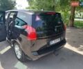 Черный Пежо 5008, объемом двигателя 2 л и пробегом 315 тыс. км за 8500 $, фото 4 на Automoto.ua