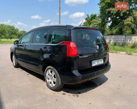 Чорний Пежо 5008, об'ємом двигуна 1.56 л та пробігом 187 тис. км за 9600 $, фото 3 на Automoto.ua