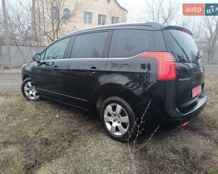 Чорний Пежо 5008, об'ємом двигуна 1.6 л та пробігом 206 тис. км за 7200 $, фото 8 на Automoto.ua
