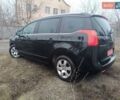 Чорний Пежо 5008, об'ємом двигуна 1.6 л та пробігом 206 тис. км за 7200 $, фото 8 на Automoto.ua