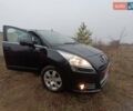 Чорний Пежо 5008, об'ємом двигуна 1.6 л та пробігом 206 тис. км за 7200 $, фото 3 на Automoto.ua
