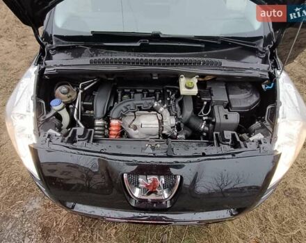 Чорний Пежо 5008, об'ємом двигуна 1.6 л та пробігом 206 тис. км за 7200 $, фото 13 на Automoto.ua