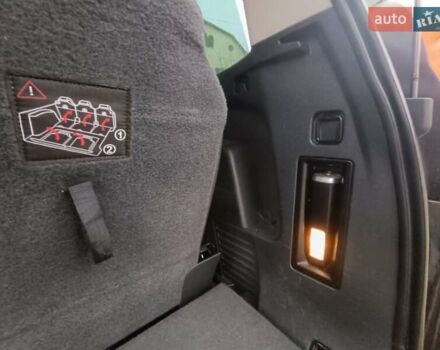 Чорний Пежо 5008, об'ємом двигуна 1.6 л та пробігом 206 тис. км за 7200 $, фото 23 на Automoto.ua