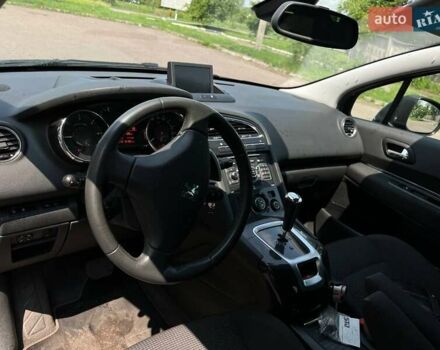 Чорний Пежо 5008, об'ємом двигуна 1.56 л та пробігом 187 тис. км за 9600 $, фото 14 на Automoto.ua