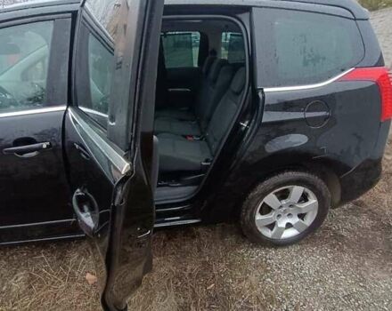 Чорний Пежо 5008, об'ємом двигуна 1.6 л та пробігом 206 тис. км за 7200 $, фото 10 на Automoto.ua