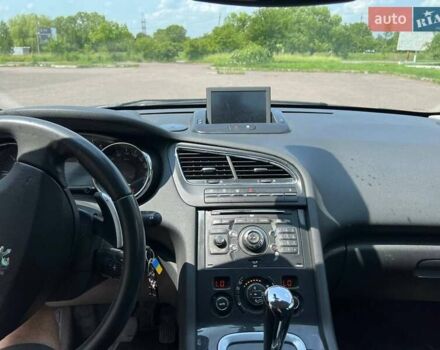 Чорний Пежо 5008, об'ємом двигуна 1.56 л та пробігом 187 тис. км за 9600 $, фото 13 на Automoto.ua