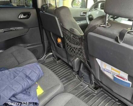 Черный Пежо 5008, объемом двигателя 2 л и пробегом 240 тыс. км за 11500 $, фото 16 на Automoto.ua