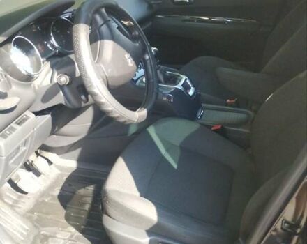 Чорний Пежо 5008, об'ємом двигуна 1.6 л та пробігом 219 тис. км за 9800 $, фото 23 на Automoto.ua