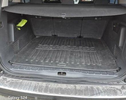 Черный Пежо 5008, объемом двигателя 2 л и пробегом 240 тыс. км за 11500 $, фото 10 на Automoto.ua