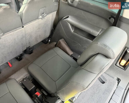 Черный Пежо 5008, объемом двигателя 1.6 л и пробегом 150 тыс. км за 12300 $, фото 43 на Automoto.ua