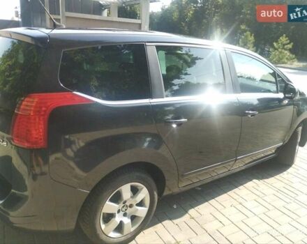 Чорний Пежо 5008, об'ємом двигуна 1.6 л та пробігом 219 тис. км за 9800 $, фото 6 на Automoto.ua