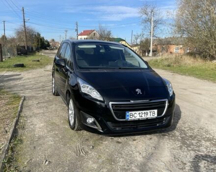 Чорний Пежо 5008, об'ємом двигуна 2 л та пробігом 240 тис. км за 10500 $, фото 9 на Automoto.ua