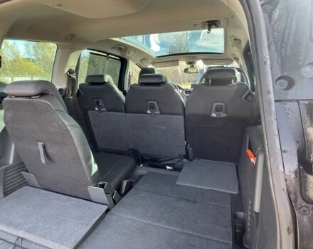 Чорний Пежо 5008, об'ємом двигуна 2 л та пробігом 240 тис. км за 10500 $, фото 8 на Automoto.ua