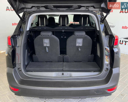 Чорний Пежо 5008, об'ємом двигуна 1.5 л та пробігом 152 тис. км за 20850 $, фото 5 на Automoto.ua