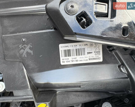 Чорний Пежо 5008, об'ємом двигуна 1.5 л та пробігом 185 тис. км за 19550 $, фото 80 на Automoto.ua