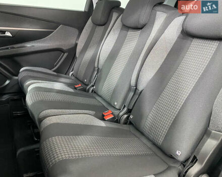 Черный Пежо 5008, объемом двигателя 1.5 л и пробегом 171 тыс. км за 20850 $, фото 10 на Automoto.ua