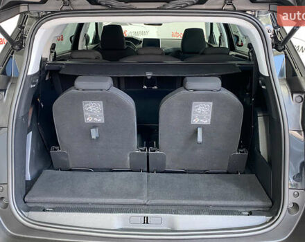 Черный Пежо 5008, объемом двигателя 1.5 л и пробегом 171 тыс. км за 20850 $, фото 4 на Automoto.ua