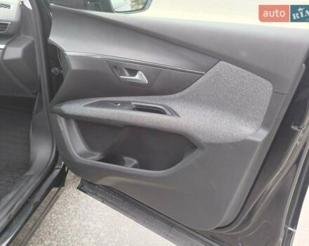 Черный Пежо 5008, объемом двигателя 1.56 л и пробегом 115 тыс. км за 18800 $, фото 22 на Automoto.ua