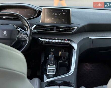 Чорний Пежо 5008, об'ємом двигуна 1.6 л та пробігом 148 тис. км за 18900 $, фото 40 на Automoto.ua