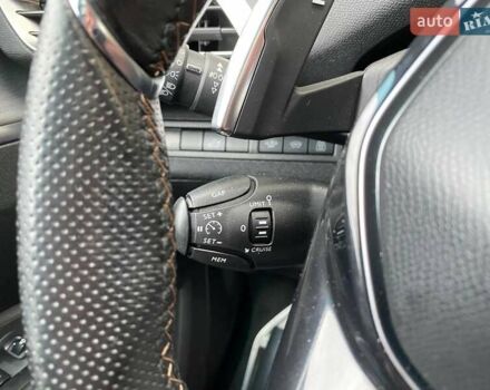 Пежо 5008 2018 в Хмельницком на Automoto.ua Черный Пежо 5008, объемом двигателя 2 л и пробегом 187 тыс. км за 23500 $, фото 23 на Automoto.ua