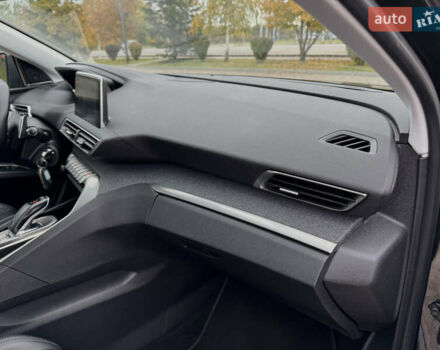 Чорний Пежо 5008, об'ємом двигуна 1.5 л та пробігом 164 тис. км за 23499 $, фото 35 на Automoto.ua