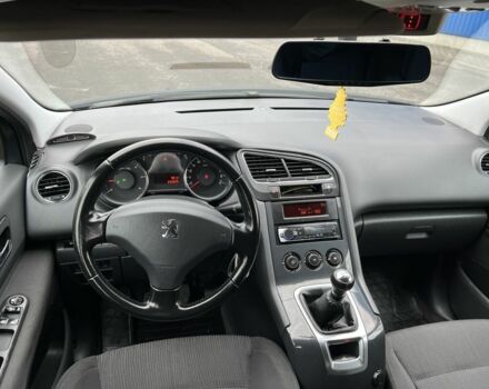 Чорний Пежо 5008, об'ємом двигуна 1.6 л та пробігом 232 тис. км за 6650 $, фото 11 на Automoto.ua