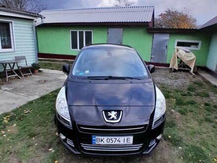 Черный Пежо 5008, объемом двигателя 1.6 л и пробегом 220 тыс. км за 8000 $, фото 1 на Automoto.ua