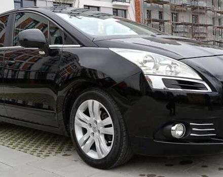 Черный Пежо 5008, объемом двигателя 1.56 л и пробегом 304 тыс. км за 8400 $, фото 1 на Automoto.ua