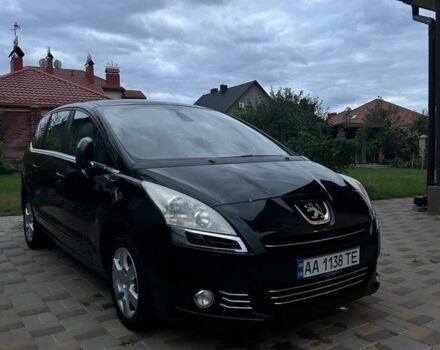 Черный Пежо 5008, объемом двигателя 1.6 л и пробегом 330 тыс. км за 6200 $, фото 1 на Automoto.ua